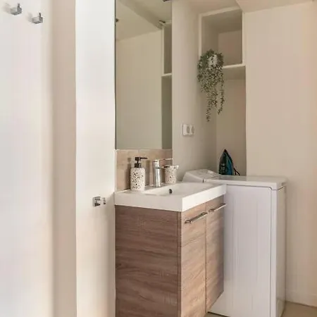 Highend 5bdr Newapt W/breathtaking Acropolis View * Athens